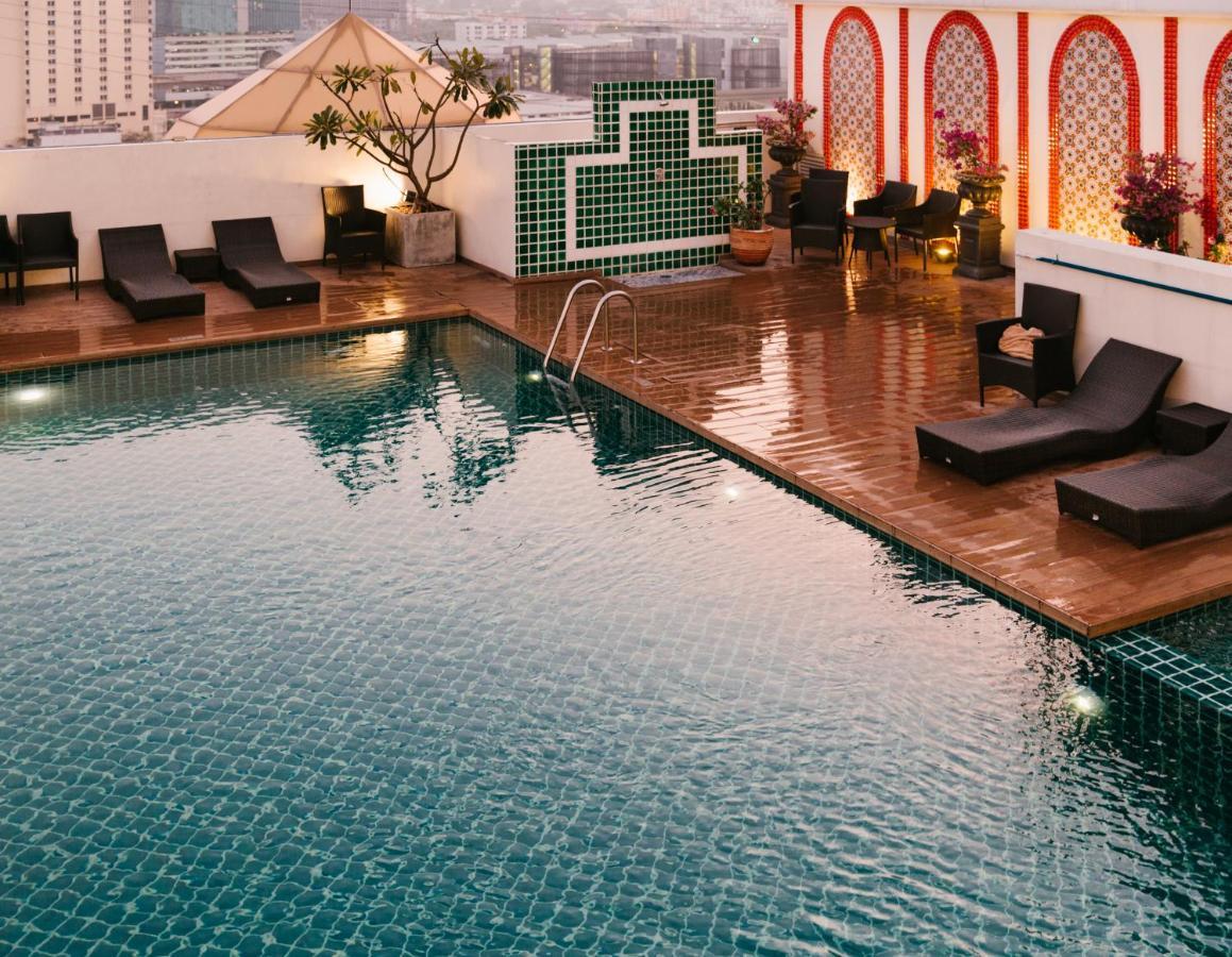 Al Meroz Hotel Bangkok - The Leading Halal Hotel Exterior photo